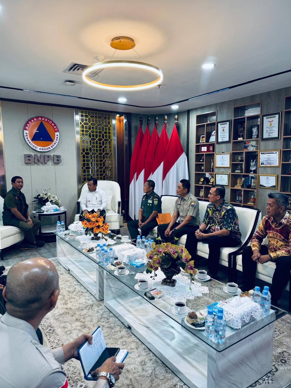 Al Haris Bersama Danrem 042 Gapu Temui Kepala BNPB 