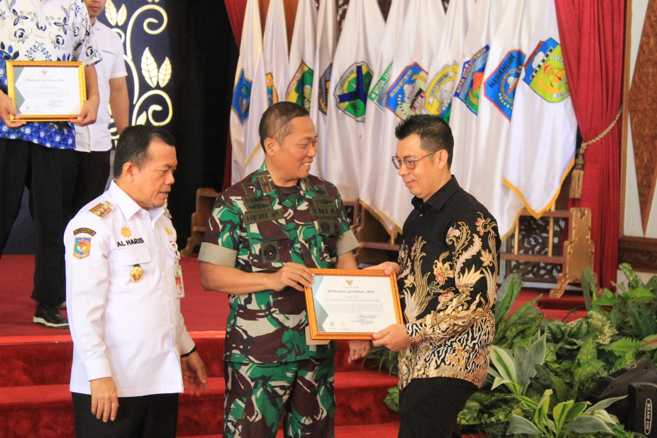 Danrem 042/Gapu Hadiri Penyerahan Penghargaan K3 tingkat Provinsi Jambi