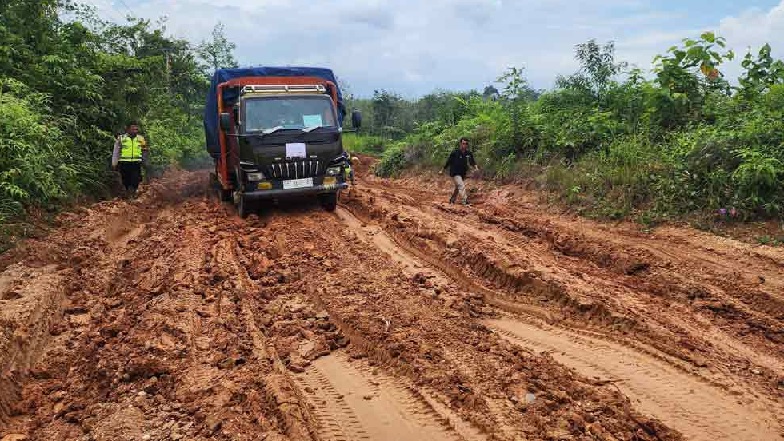 Distribusi Logistik 7 TPS di Kecamatan Terjauh di Provinsi Jambi Jadi Prioritas Pertama 