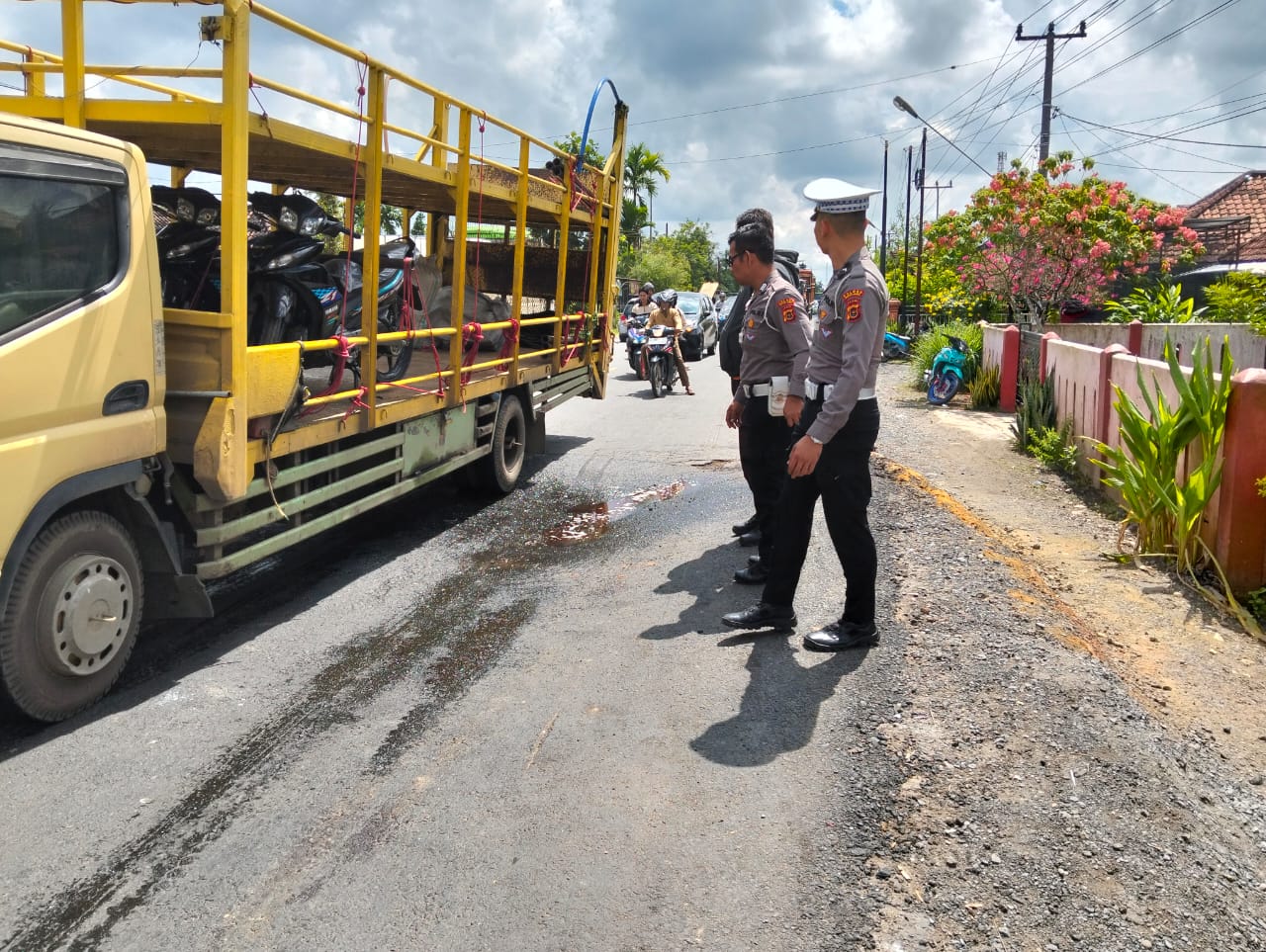 Kecelakaan Maut di Muaro Jambi, Pengendara Motor Tewas Terlindas Truk