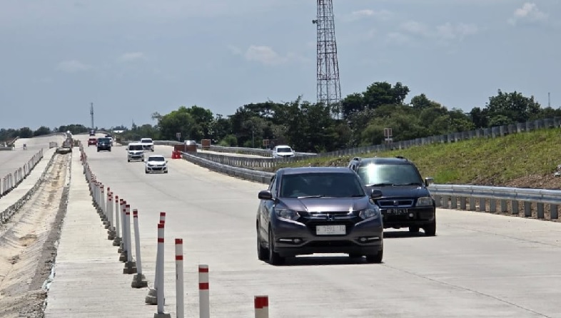 Dibuka! 5.800 Kendaraan Lewati Jalan Tol Solo-Yogyakarta-YIA Kulonprogo Ruas Colomadu Hingga Klaten