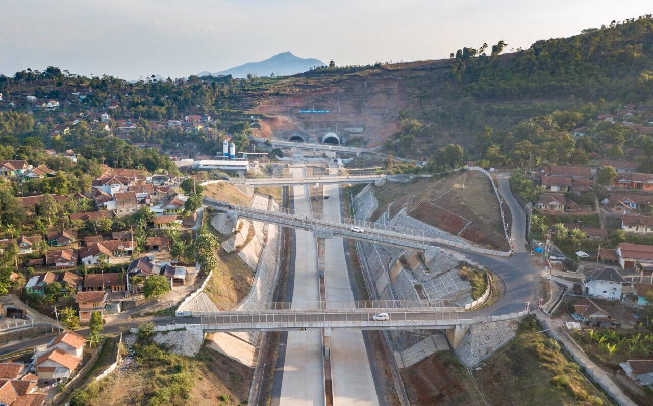 Ternyata Segini Panjang Tol Cisumdawu yang Akan Tersambung Utuh di Bulan Juni 2023