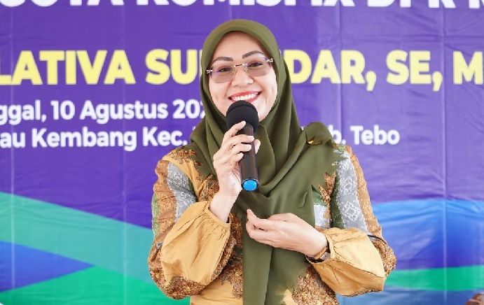 Sosok Hj Saniatul Lativa, Kader Unggulan Partai Golkar Jambi di Senayan