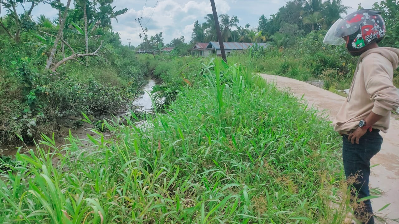 Proyek Normalisasi Terfokus Pelebaran Jalan, Sungai Menyempit