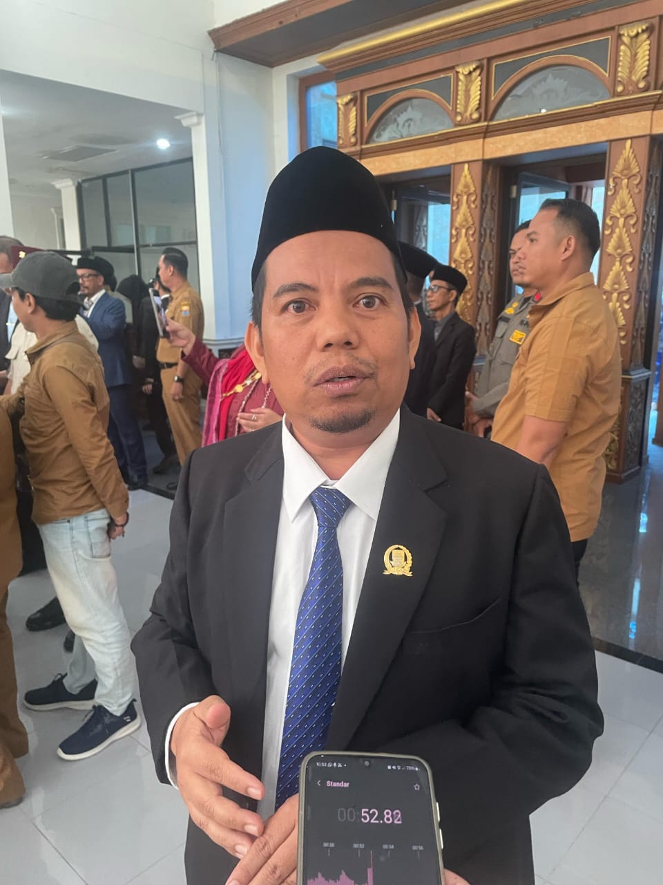 Mustaharuddin Interupsi Gubernur Jambi di Sidang Paripurna, Minta Jalan Rusak Macet Padang Lamo Diperbaiki