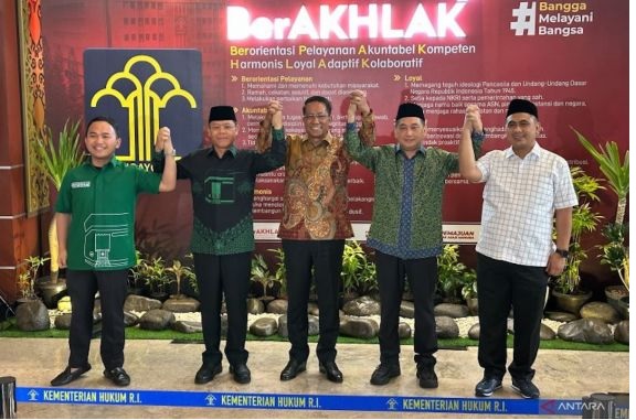 Menkum Keluarkan SK, Mardiono Ketum PPP-Taj Yasin Jabat Sekjen