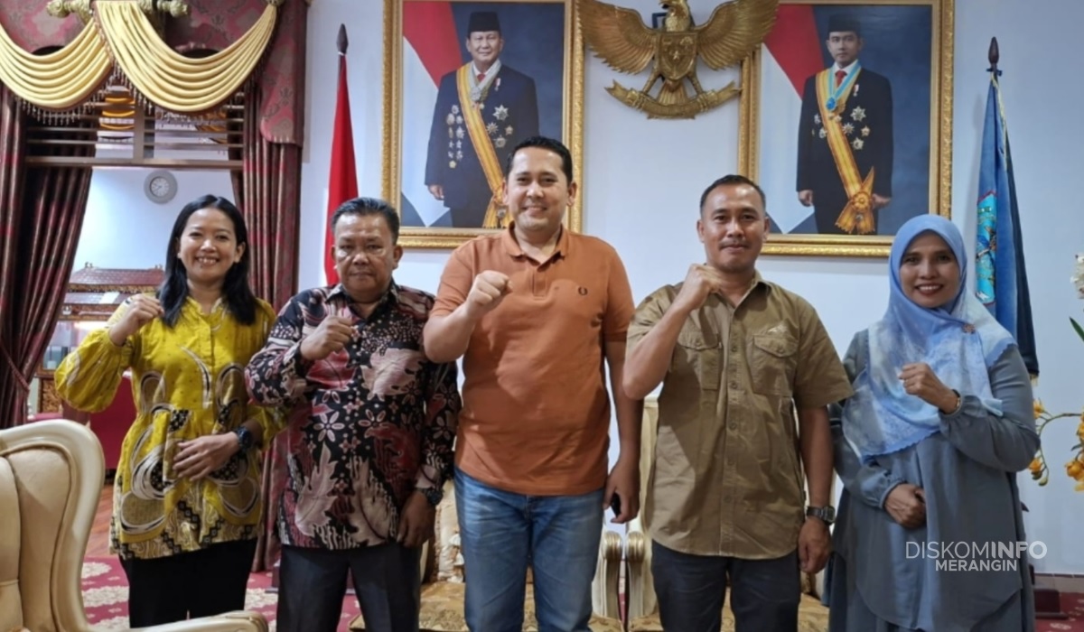 Dilepas Bupati M. Syukur, Dua Guru Berprestasi Siap Harumkan Nama Merangin di Tingkat Nasional