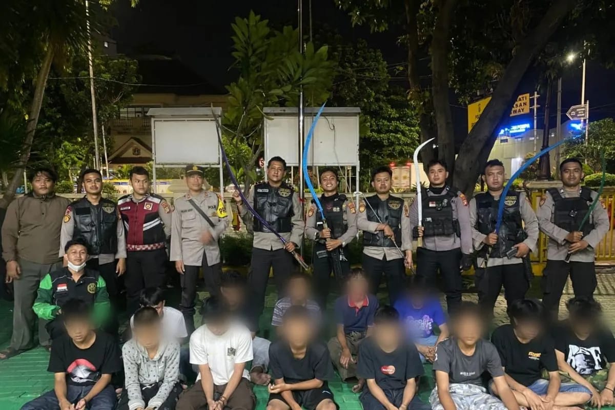 Polisi Tangkap Remaja Bersenjata Tajam yang Hendak Tawuran di Gropet