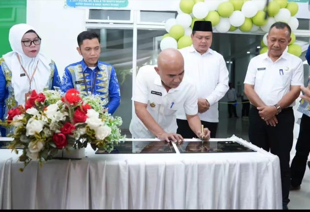 Bupati Dedy Putra Resmikan Dua Puskesmas dan Tiga Pustu