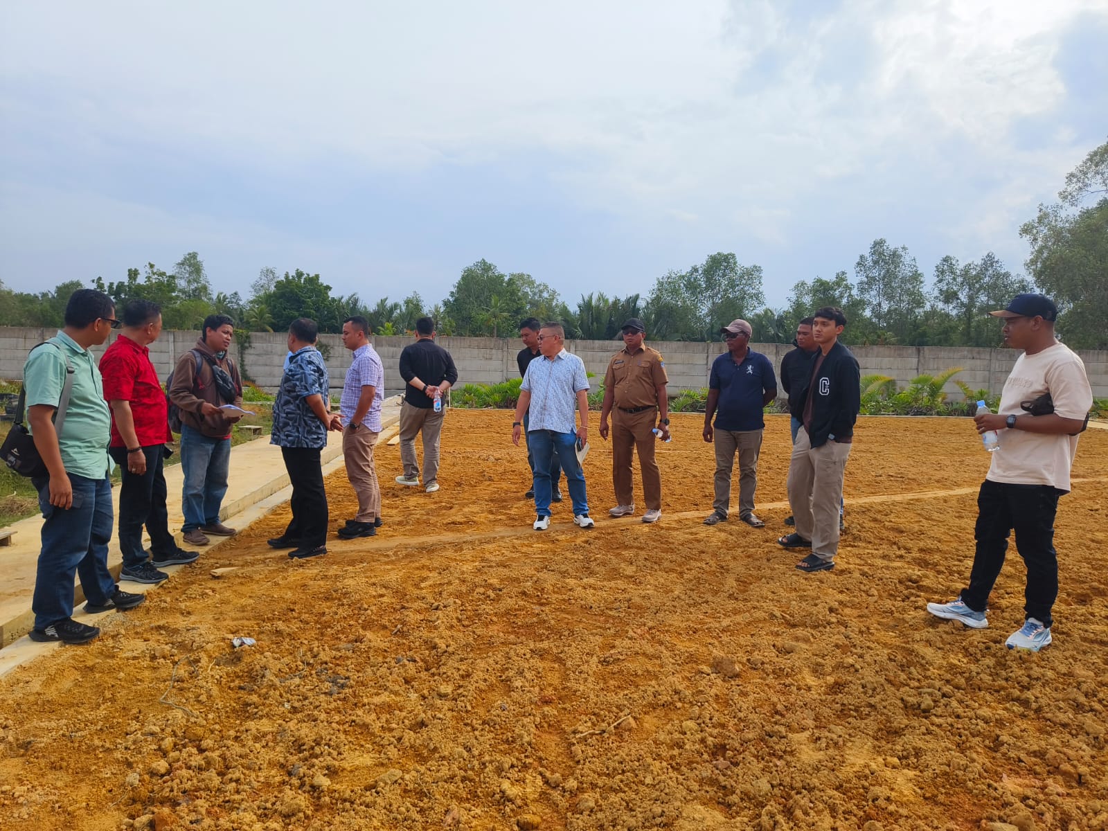 Monitoring, Komisi III Tanjabbar Nilai Pembangunan TPU Berkah Berjalan Baik  