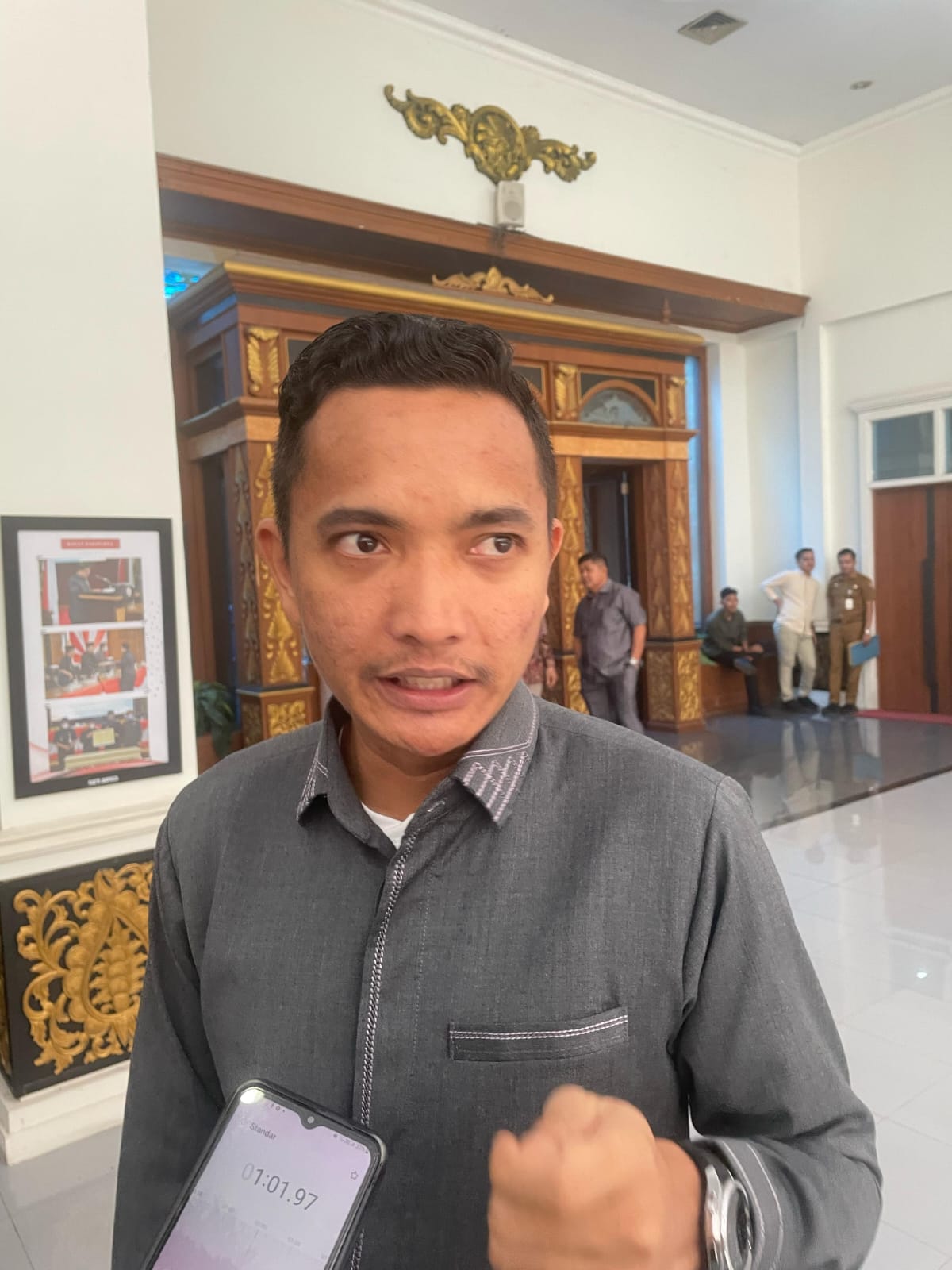 Tersisa 1 Kasus Penahanan Ijazah, Dewan Afuan Yuza Minta Perusahaan Taati Perda