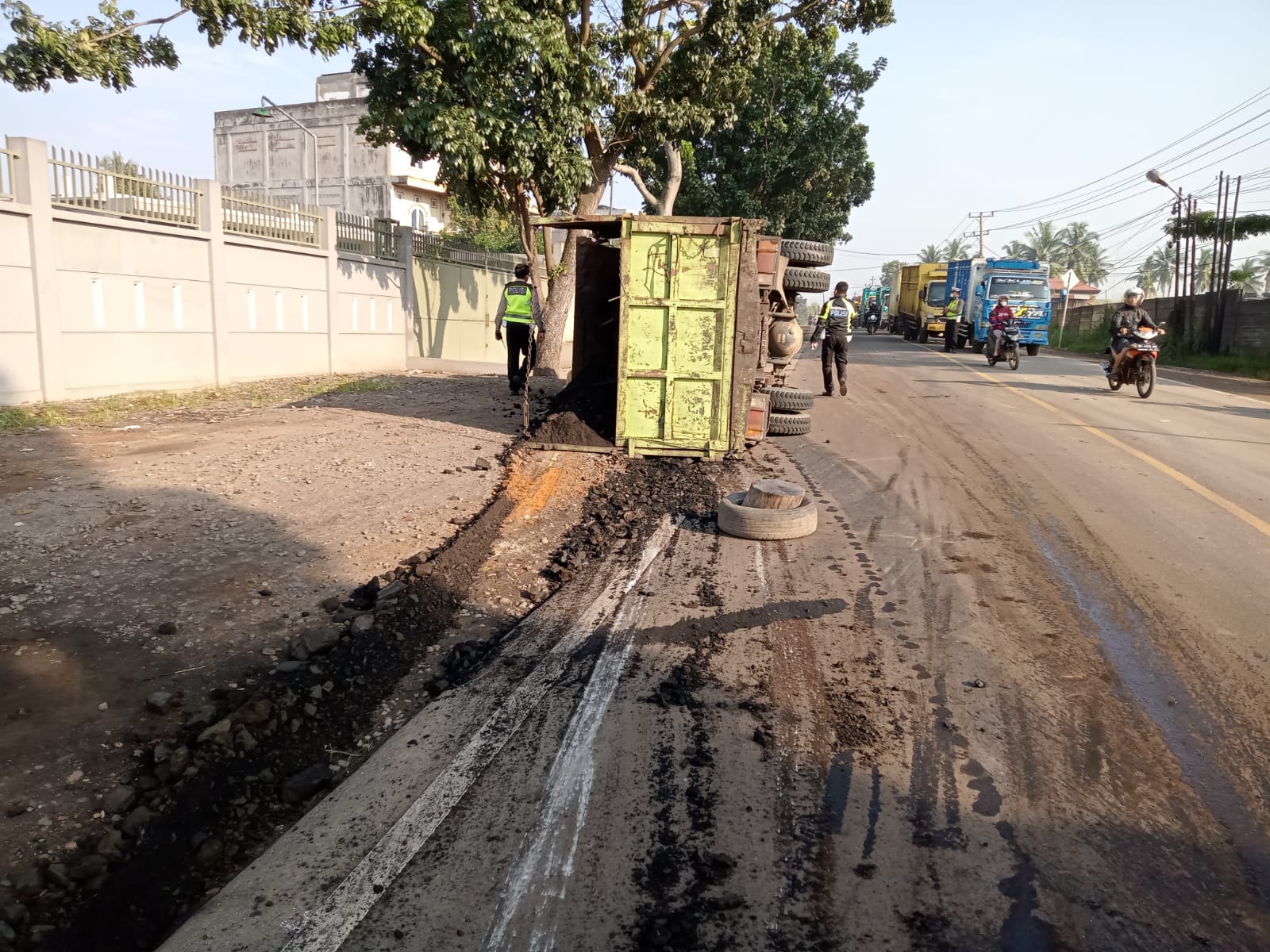Sibuk Urus Truk Terguling di Jalanan, Produksi Batu Bara Jambi Sudah Jauh Ketinggalan, Kapan Tiru Kalimantan?