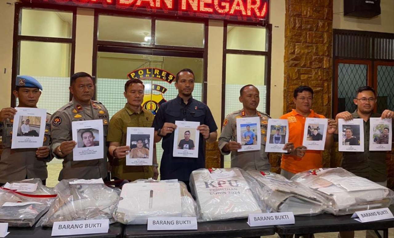 Polisi Rilis 9 Wajah Tersangka Pembakaran dan Pengrusakan TPS di Kota Sungai Penuh