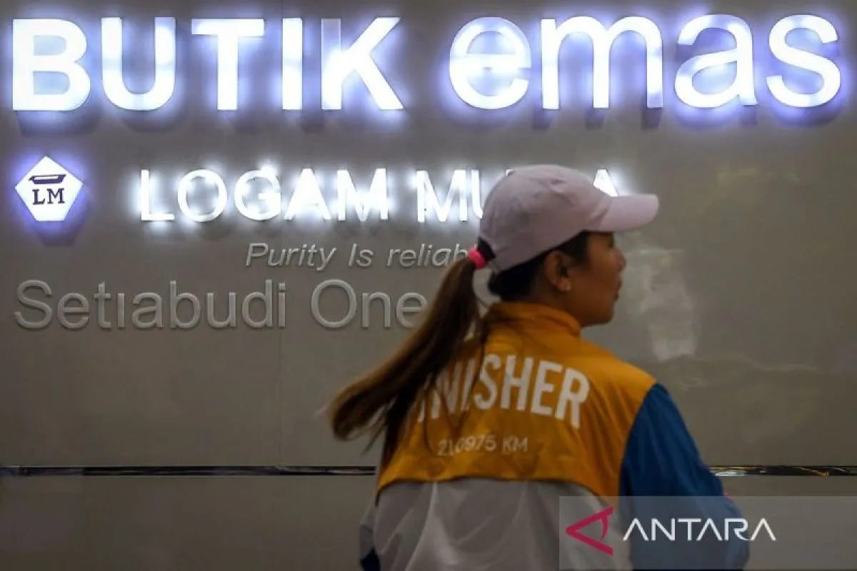 Emas Antam Sabtu Ini Meroket Rp16.000 ke Rp2,191 Juta/Gram