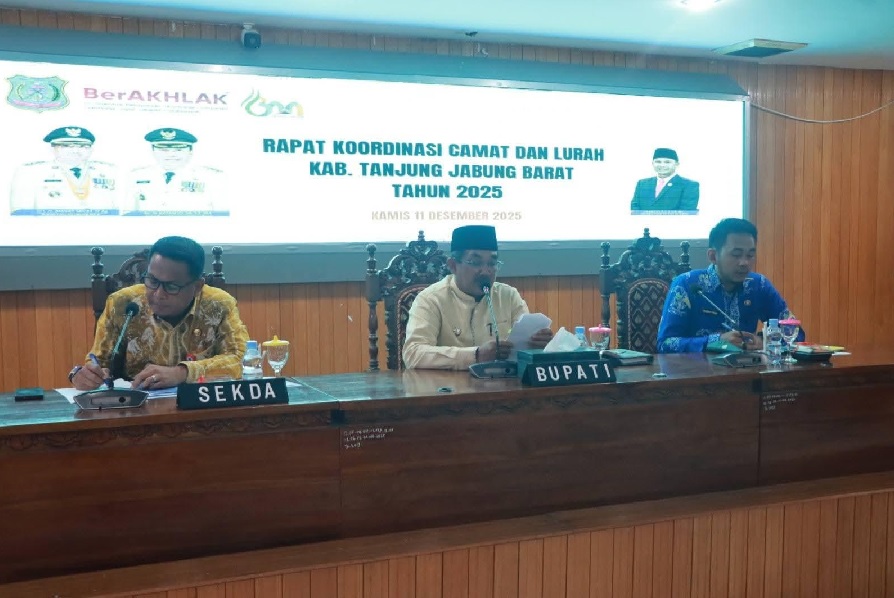 Bupati Anwar Sadat Tegaskan Camat dan Lurah Harus Jadi Garda Terdepan Pelayanan Publik