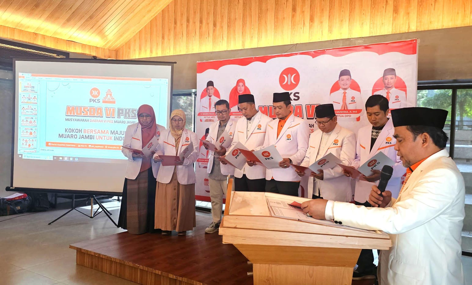 DPW Lantik Pengurus PKS Muaro Jambi Periode 2025-2030