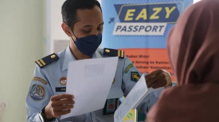 Imigrasi Kerinci Jemput Bola Layani Paspor di Bangko