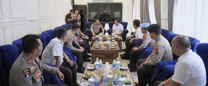 Kapolres Batang Hari Jalin Silaturahmi dengan DPRD Kabupaten Batang Hari