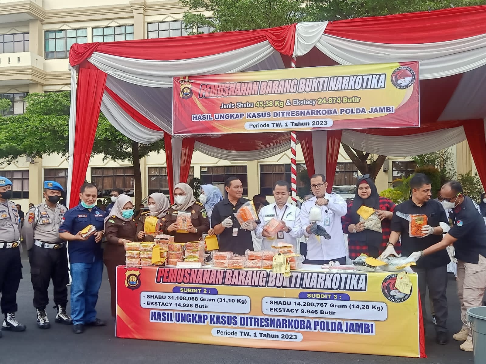 45 38 Kilogram Sabu Dan Puluhan Ribu Pil Ekstasi Senilai Rp 65 2 Miliar