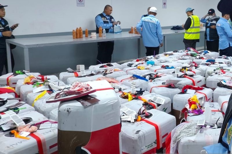 PPIH Ingatkan Jamaah Haji Dilarang Bawa Air Zamzam ke Pesawat