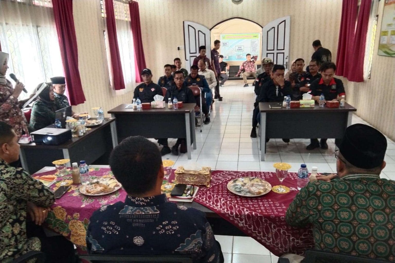 Gelar Bimtek, Bakesbangpol Harap Ormas/LSM Jadi Agen Control Sosial