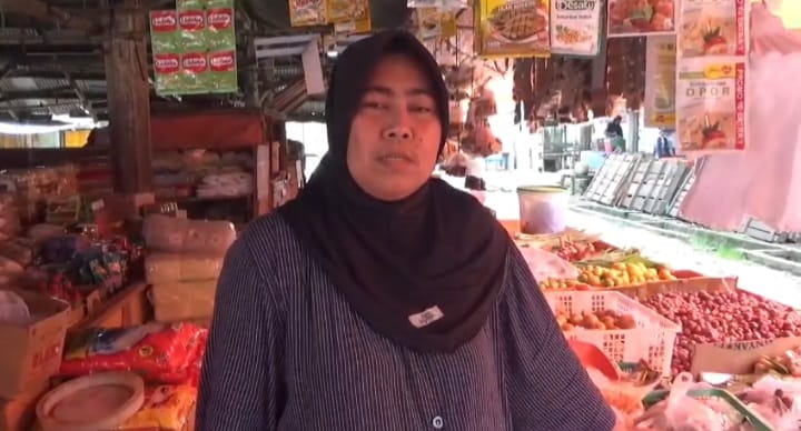 Harga Cabai dan Daging Ayam Melonjak Naik