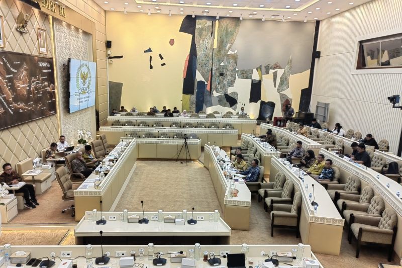 Komisi II Bahas RPP Soal Aturan Pemekaran Daerah dengan Dirjen Otda