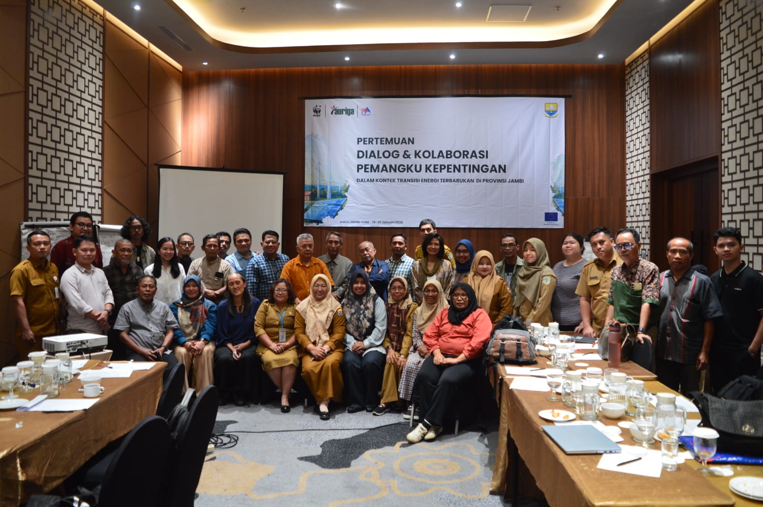 Bauran Energi Jambi Tembus 30 Persen, Tapi Warga Desa Masih Jadi Penonton