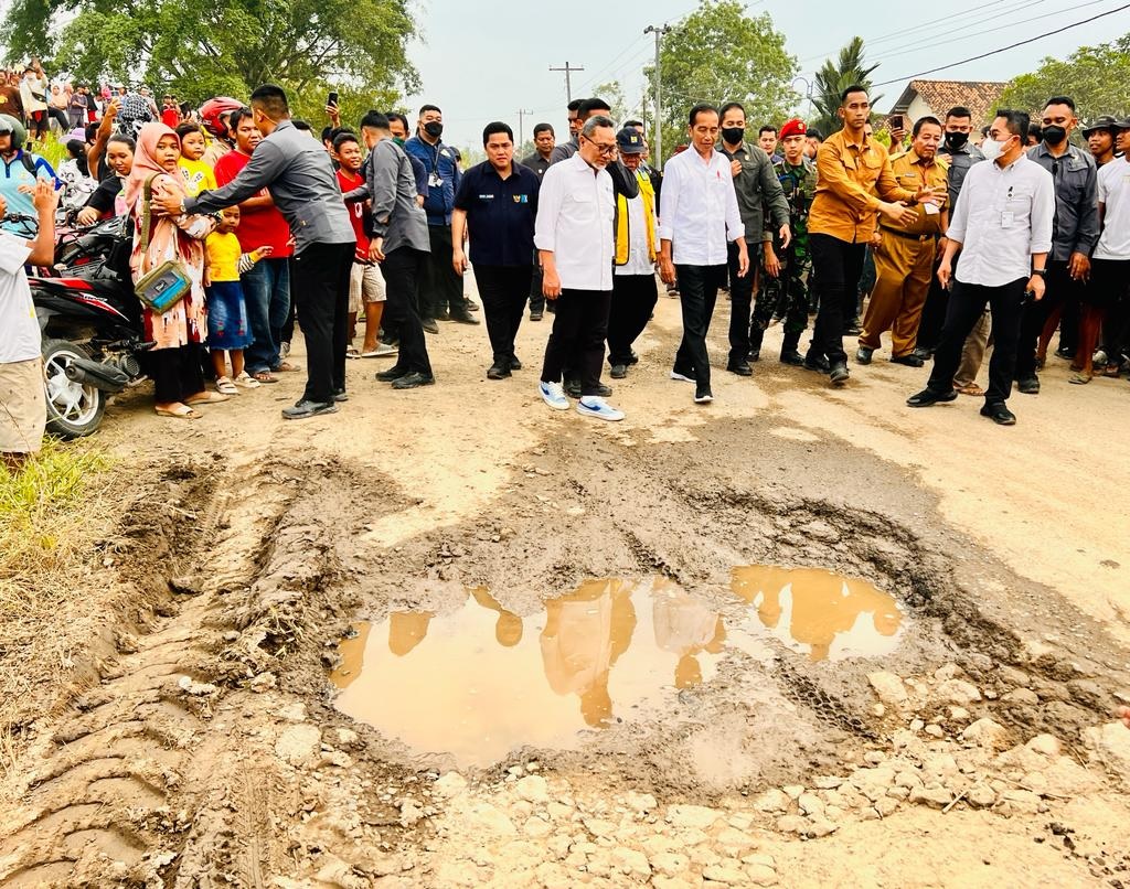 Pemerintah Pusat Segera Bantu Perbaiki Ruas Jalan Rusak di Lampung