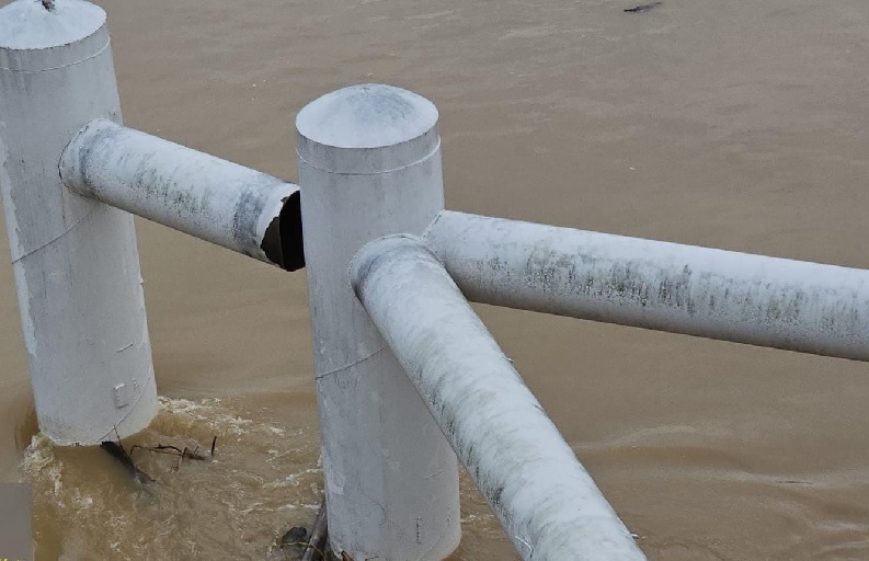 2 Tiang Bangunan Pengaman Jembatan Batanghari I Ditabrak Tongkang Batu Bara, BPJN : Tetap Aman Dilewati 