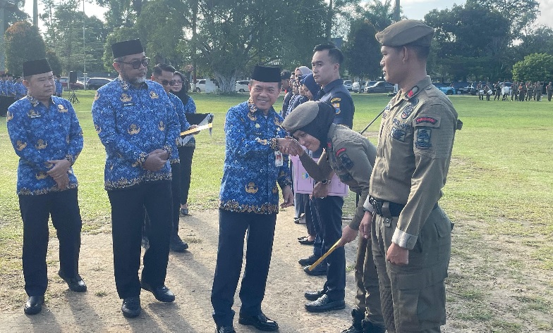 Gubernur Al Haris Serahkan 2.000 SK Tenaga Non-ASN Pemprov Jambi, Semua OPD Pemprov Rampung