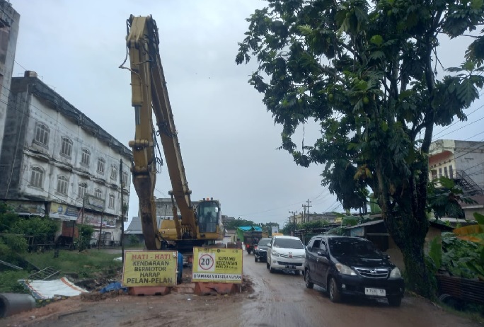 Belum Rampung 100 Persen! Pekerjaan Jaringan Perpipaan IPALD di Kota Jambi Bakal Diperpanjang