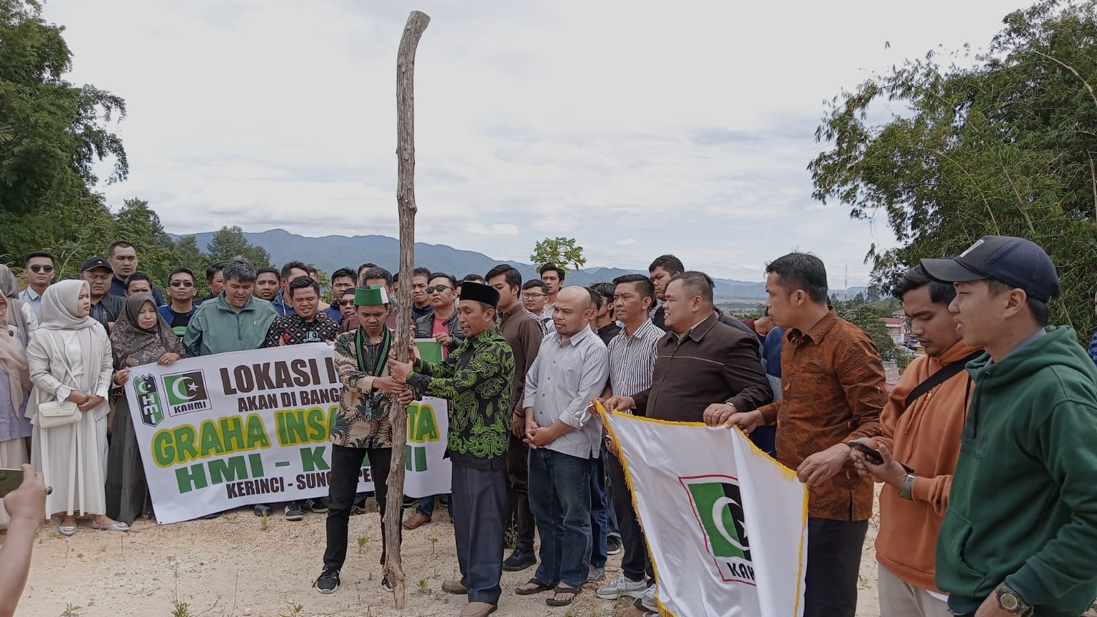 KAHMI dan HMI Kerinci Launcing Pembangunan Sekretariat Bersama 