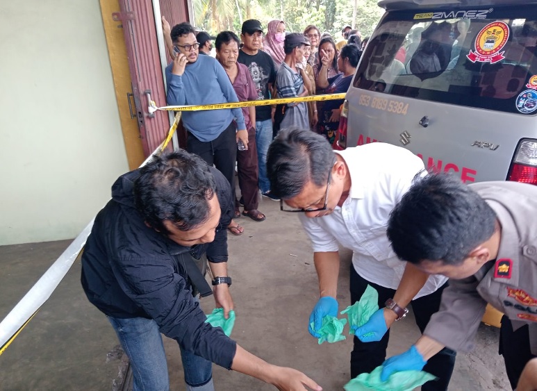 Geger, Perempuan di Bagan Pete Ditemukan Tewas Bersimbah Darah 