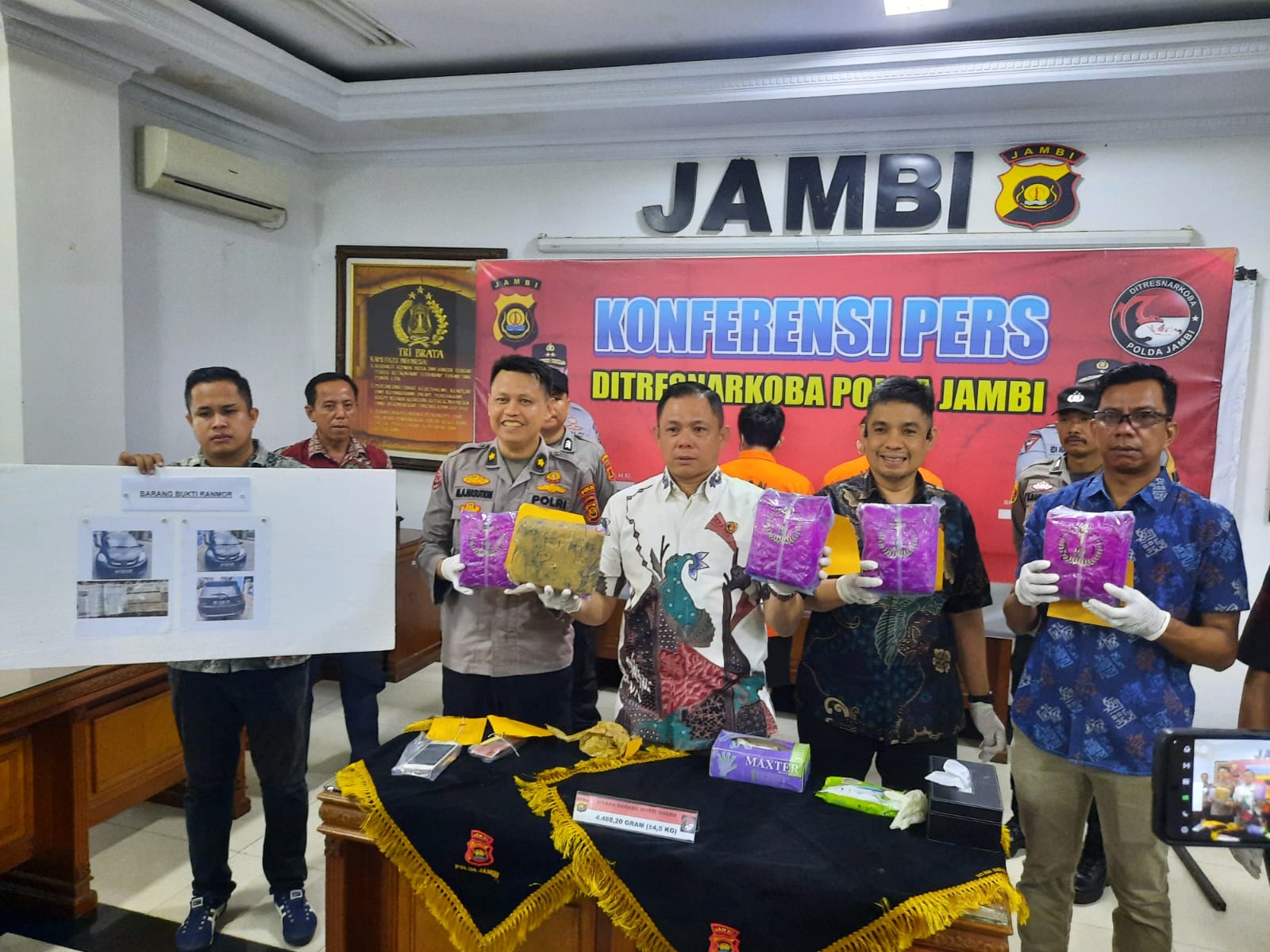 Polda Jambi Gagalkan Pengiriman 4,5 kg Sabu dari Aceh Tujuan Sumatera Selatan 