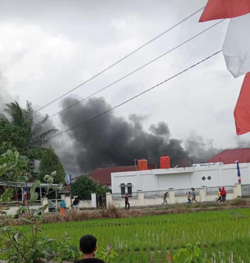 BREAKING NEWS: Kebakaran Sebuah Rumah Permanen di Kerinci