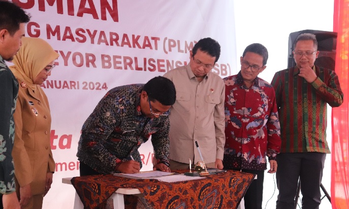 Peresmian Pelayanan Langsung Masyarakat (PLM) Melalui Kantor Jasa Surveyor Berlisensi (KJSB)