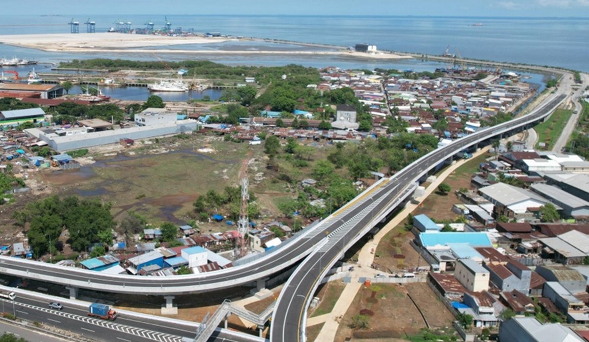 Jokowi Bangun Tol Makassar New Port Senilai 705 Miliar