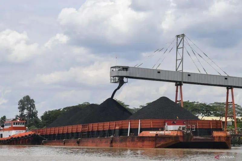 Harga Batu Bara Acuan Turun Jadi 10097 Dolar AS Per Ton
