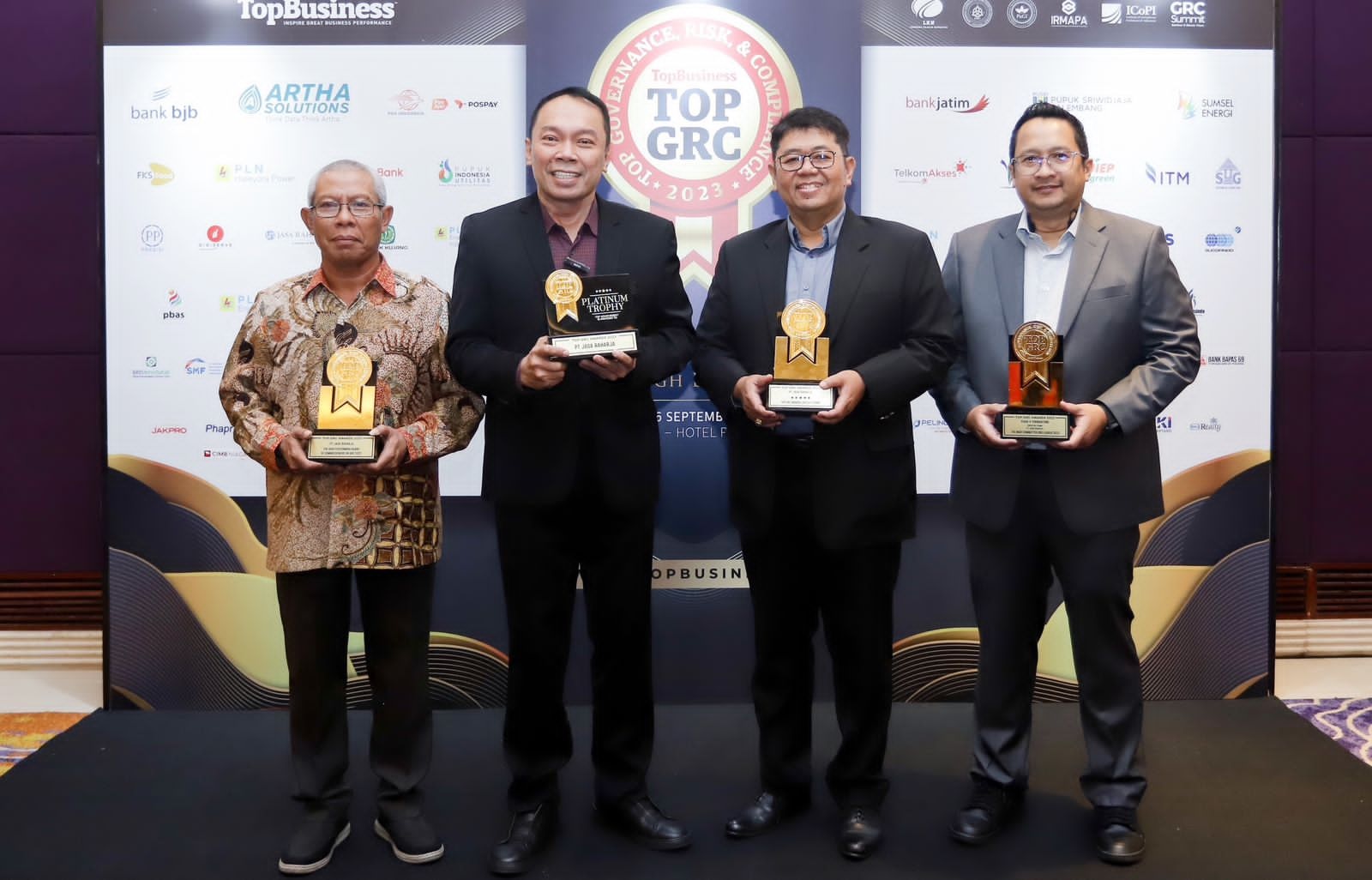 Jasa Raharja Kembali Borong Empat Penghargaan dari Ajang TOP GRC Awards 2023