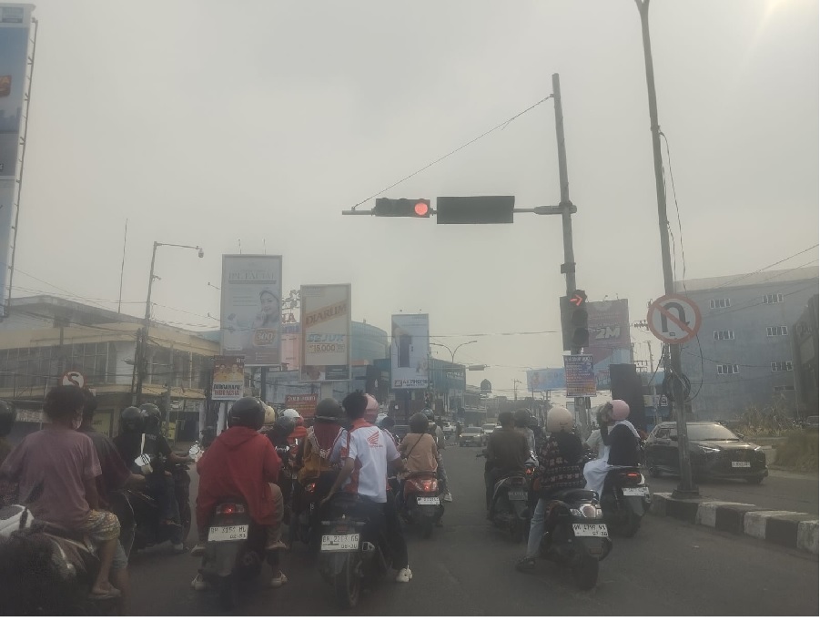 Udara Kota Jambi Kembali Memburuk, ISPU Capai 206