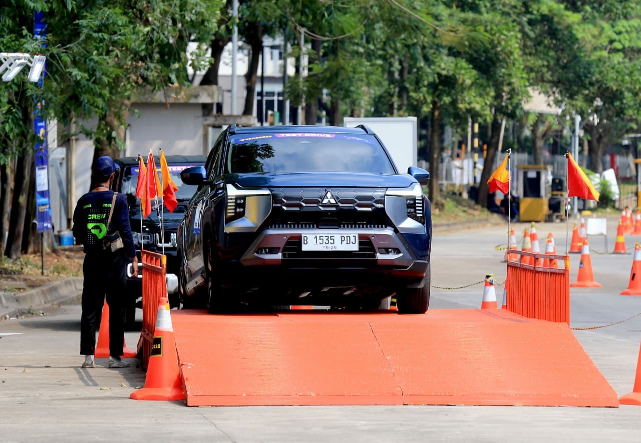 SPK Mitsubishi Destinator Tembus 8 Ribu SPK: SUV 7 Penumpang Incaran Keluarga Petualang