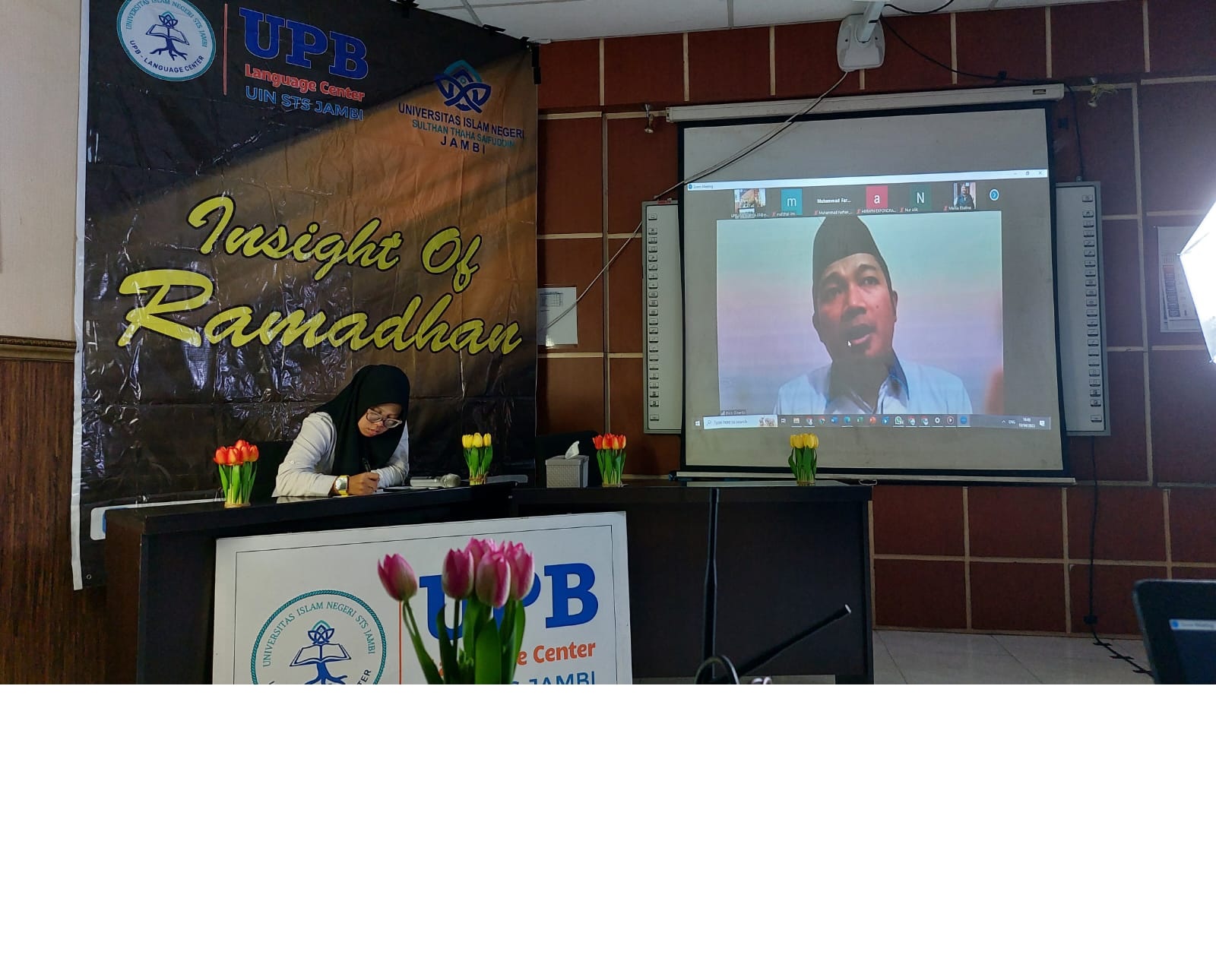 Tingkatkan Kecintaan Terhadap Bahasa, UPB UIN STS Jambi Gelar Insight Of Ramadhan