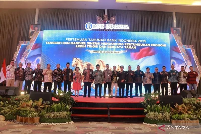 Wabup Tanjabbar Hadiri Pertemuan Tahunan Bank Indonesia 2025
