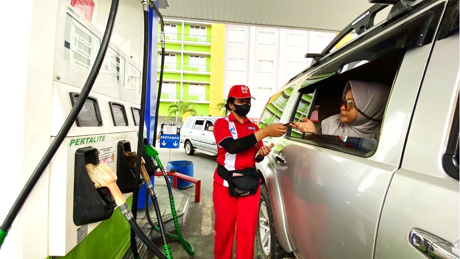 WEEKEND! Harga BBM Turun Lagi Rp 800/Liter, Cek Harga Baru Pertamax-Pertalite di SPBU RI Per 5 Agustus 2023