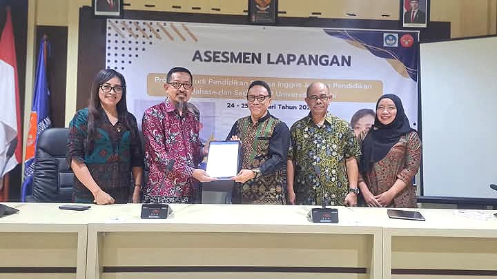 Pendidikan Bahasa Inggris UNJA Raih Akreditasi Unggul, Mantapkan Langkah Global