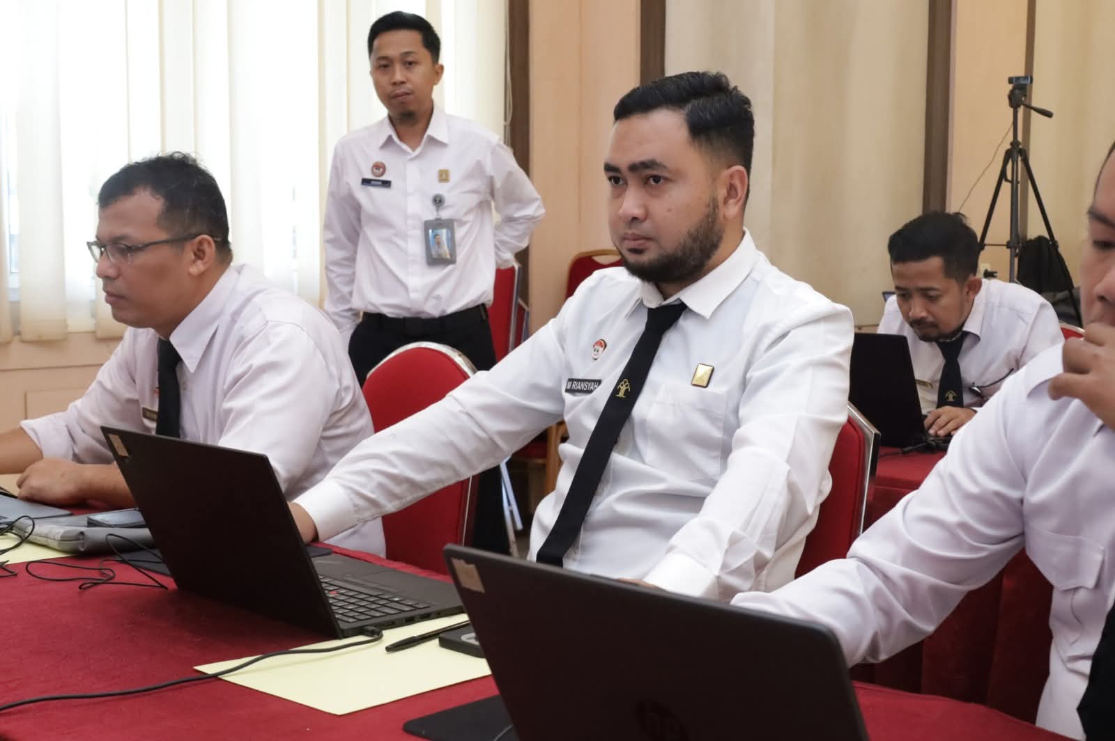 Kanwil Kementerian Hukum Jambi Gelar Hari Kedua Penkom Manajerial dan Sosio Kultural Tahun 2026
