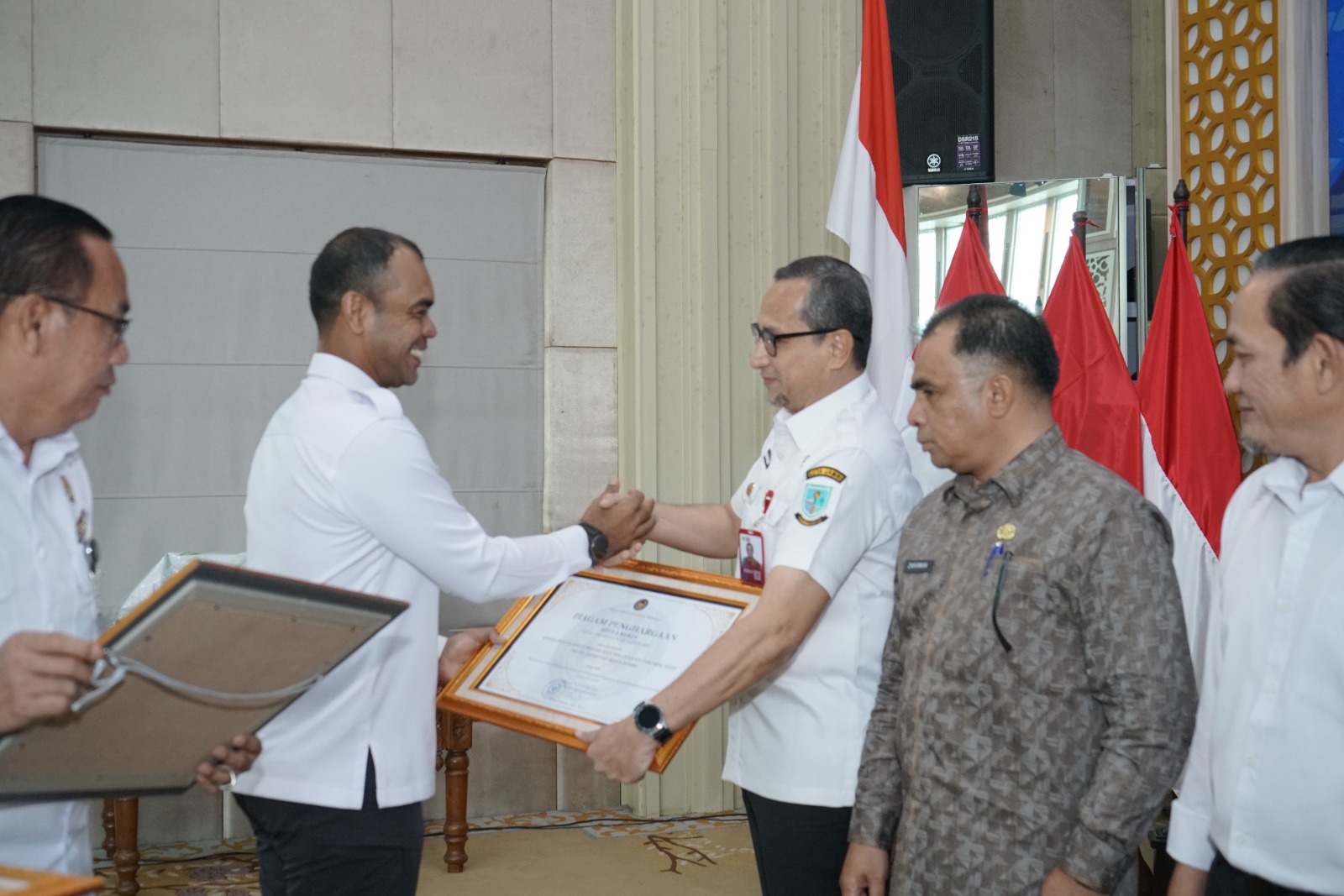 Layanan Keimigrasian MPP Kota Jambi Berbuah Prestasi, DPMPTSP Dianugerahi Penghargaan 