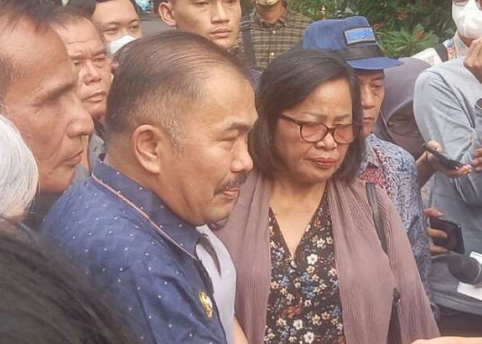 Kasus Ferdy Sambo Segera Sidang, Ibunda Brigadir J Minta Hakim Seadil-Adilnya dan Seberat-Beratnya!