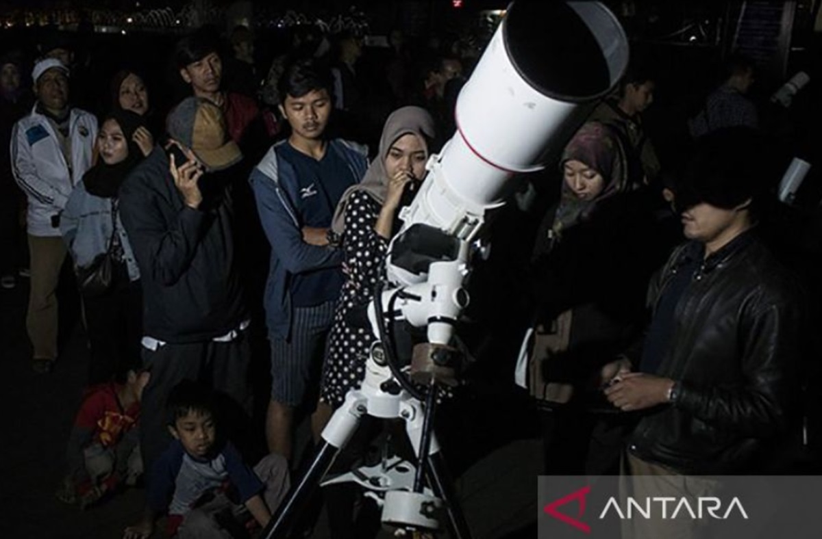 4 Planet Terlihat di Langit Indonesia Rabu Ini, Ada yang Redup ada yang Terang